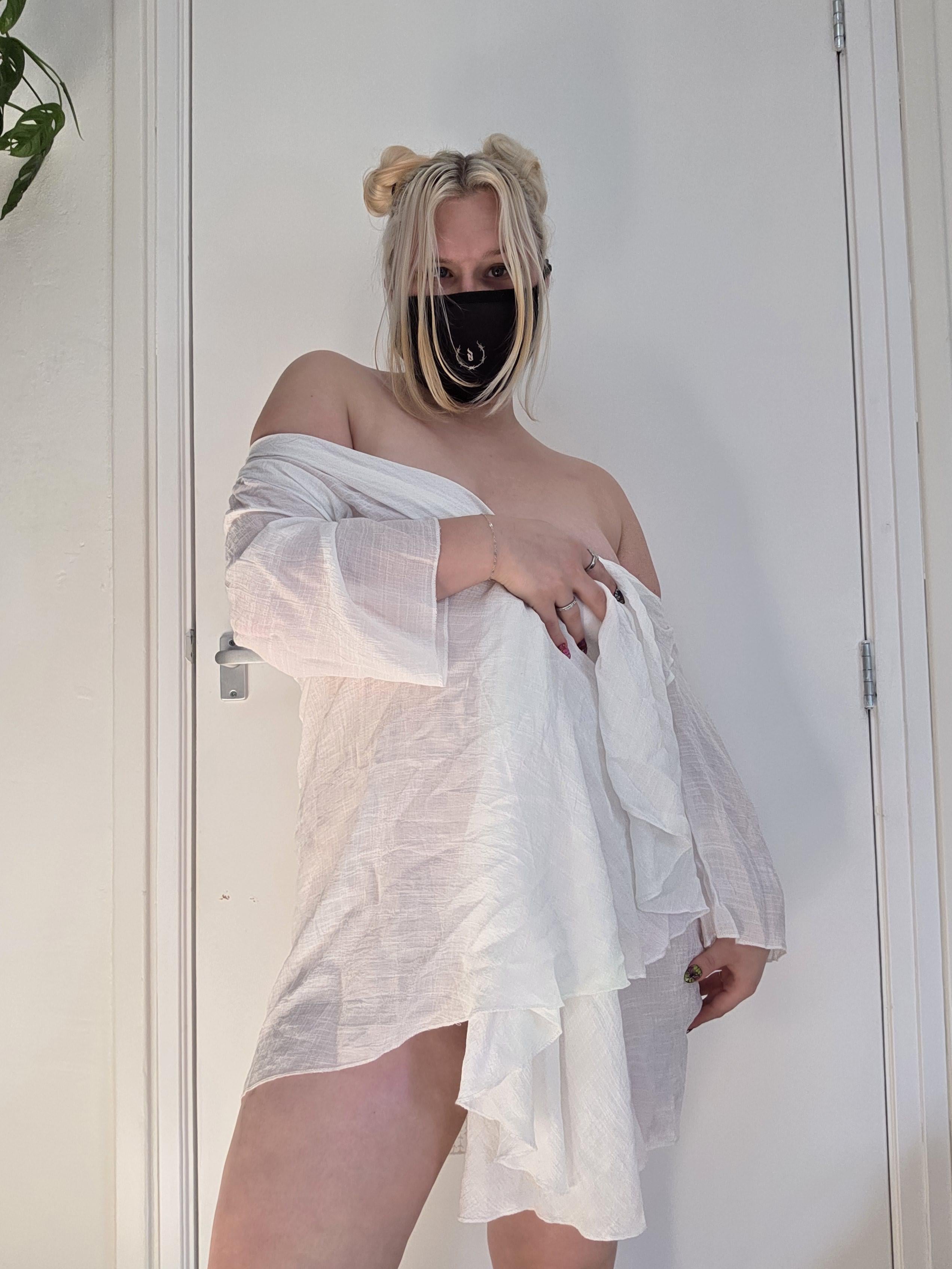 MissMisty Đổng