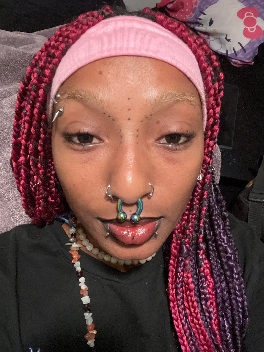 emostatuscenekid Trưng