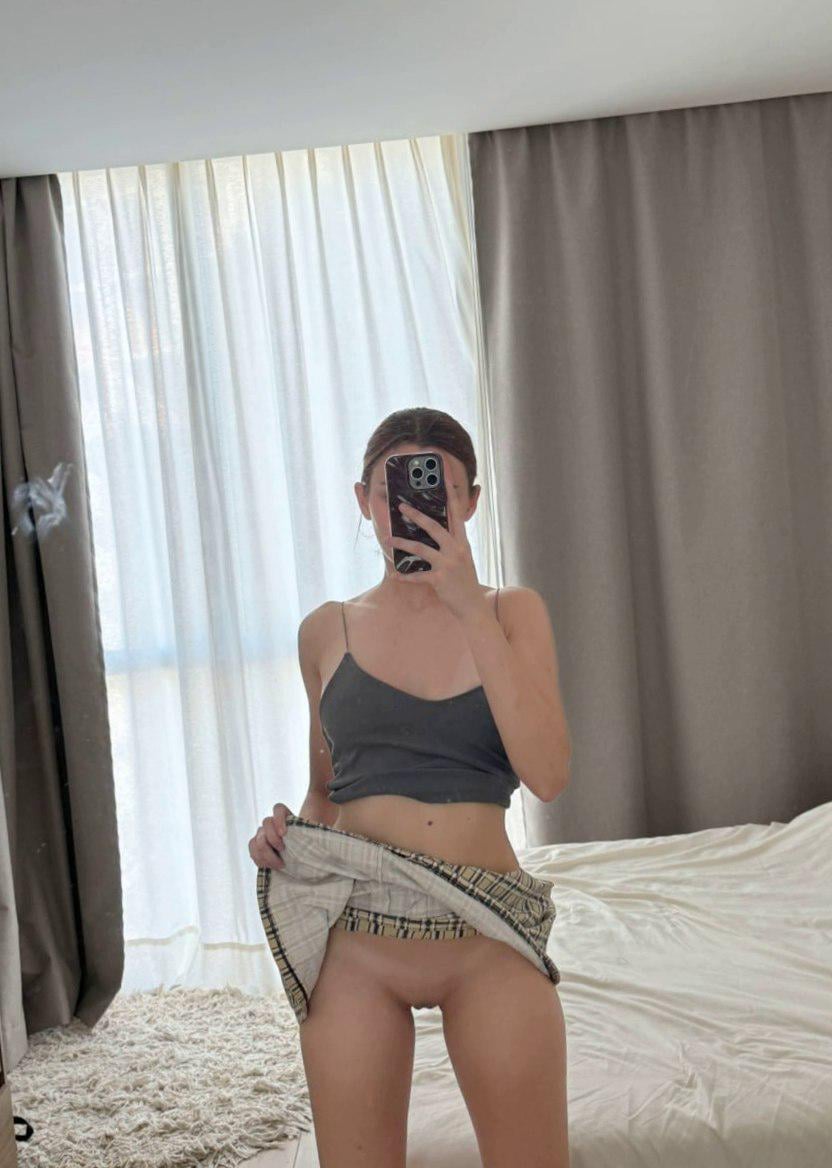 yourlatinaboobs Đ&agrave;m