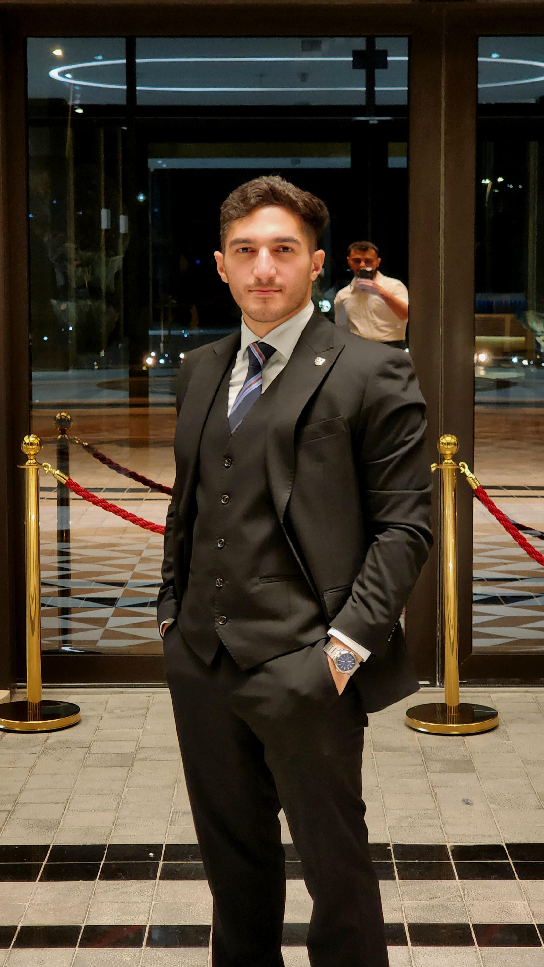 HIMUVI Đan
