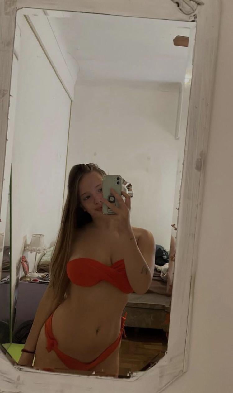 chrischi3 Đan