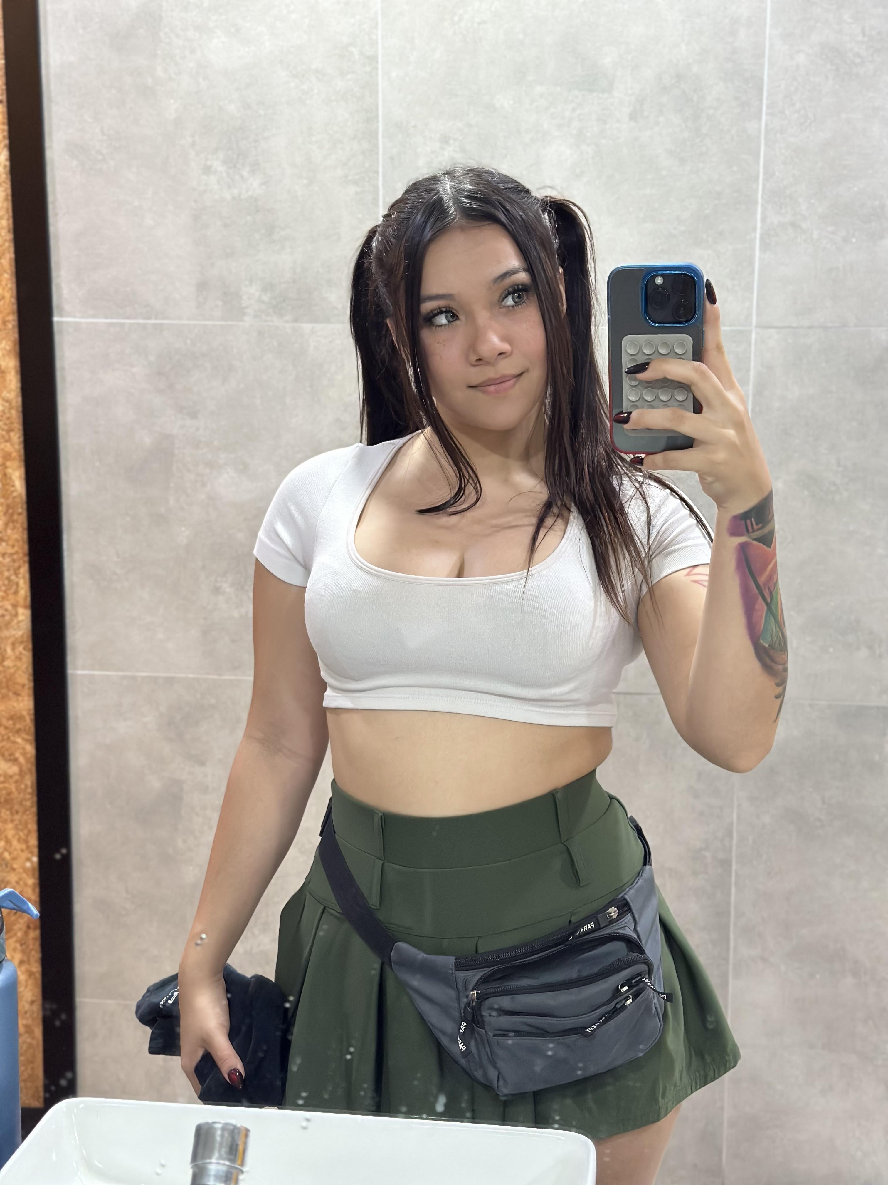 latinamommyrules Bạc