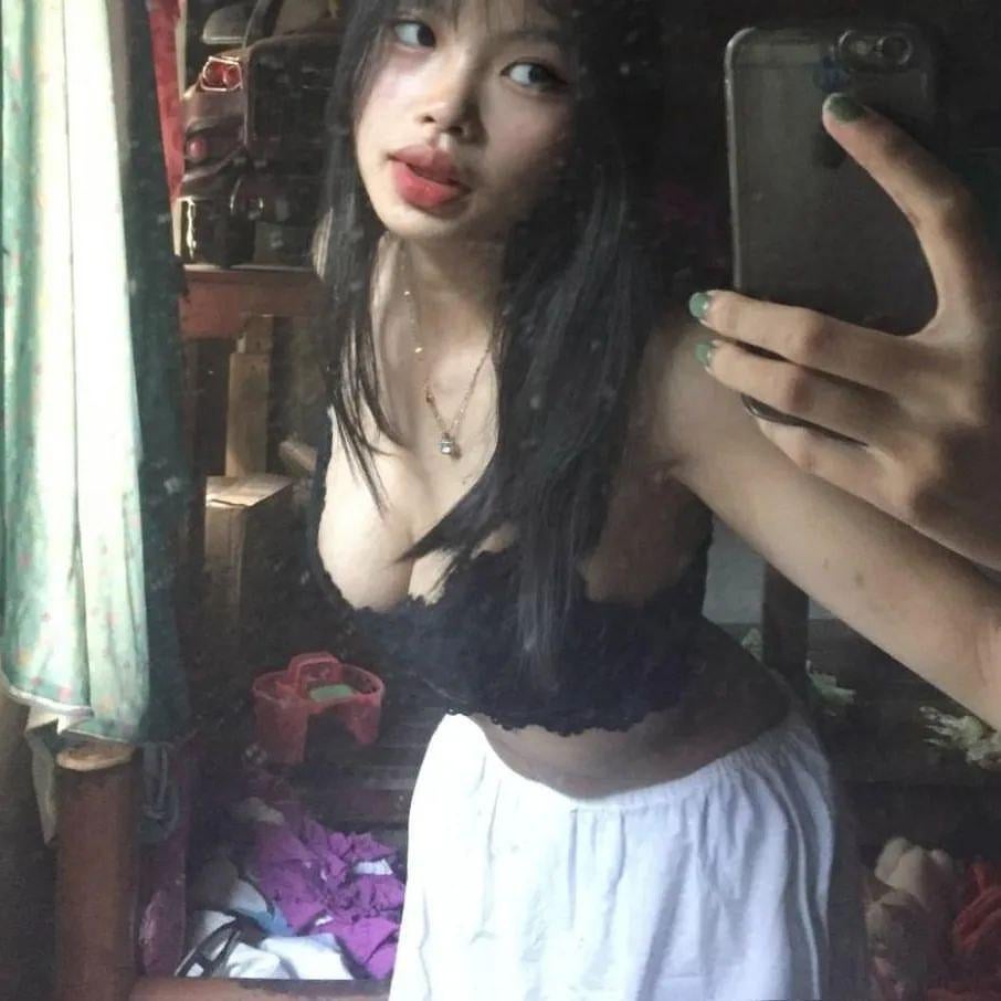 EmphasisSingle7203