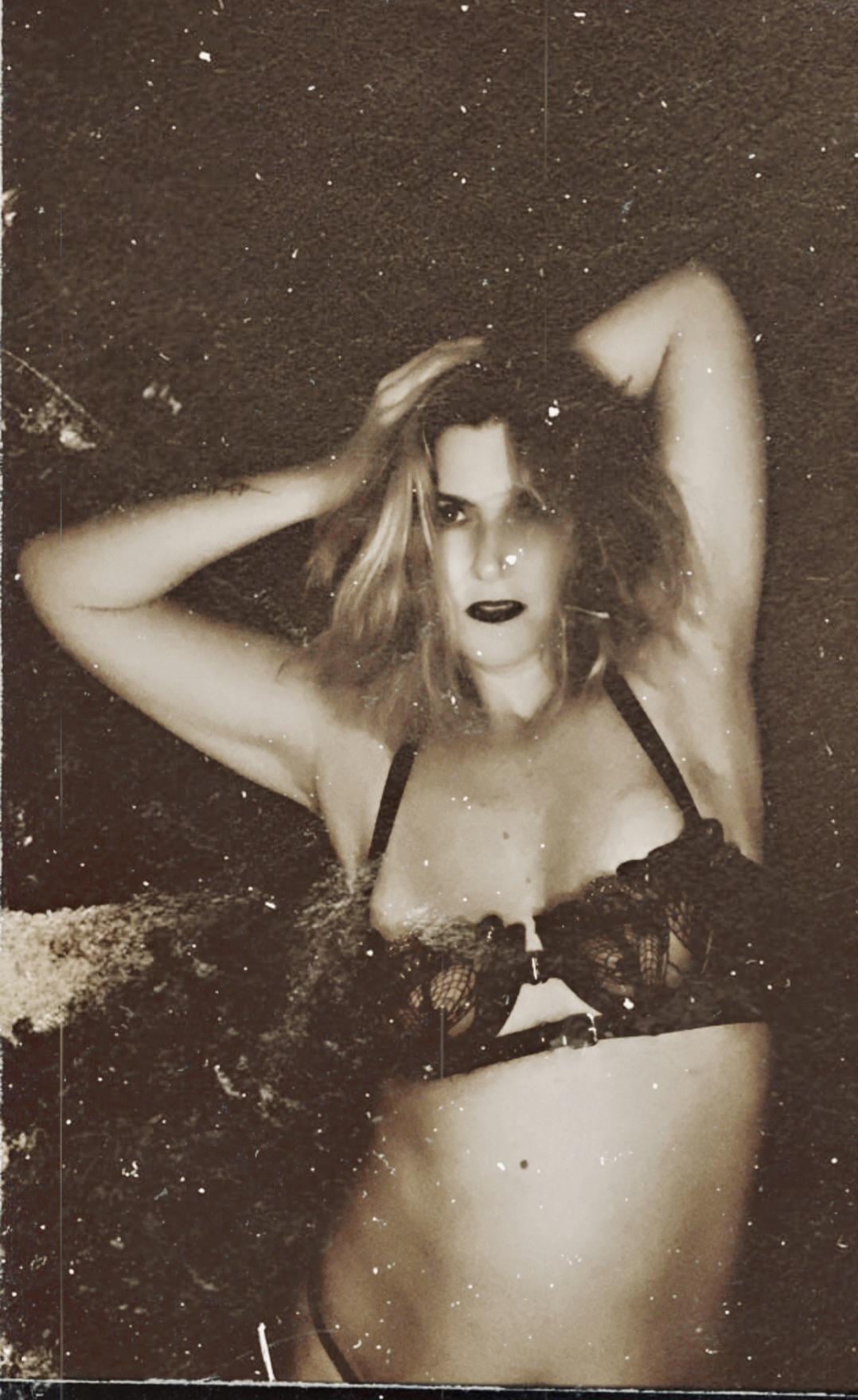 MistressAlexisFoxx Bùi