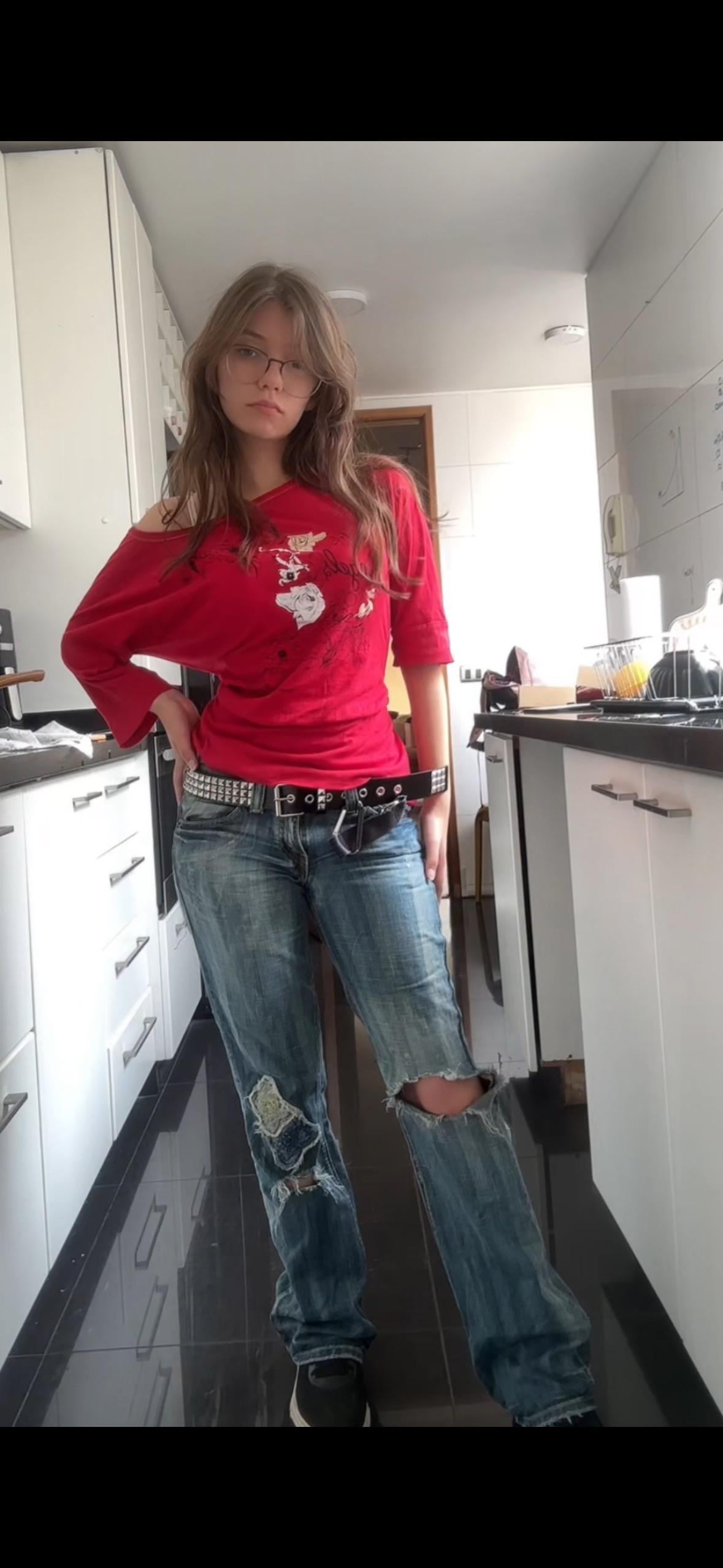 SuspiciousYouth917 Howe