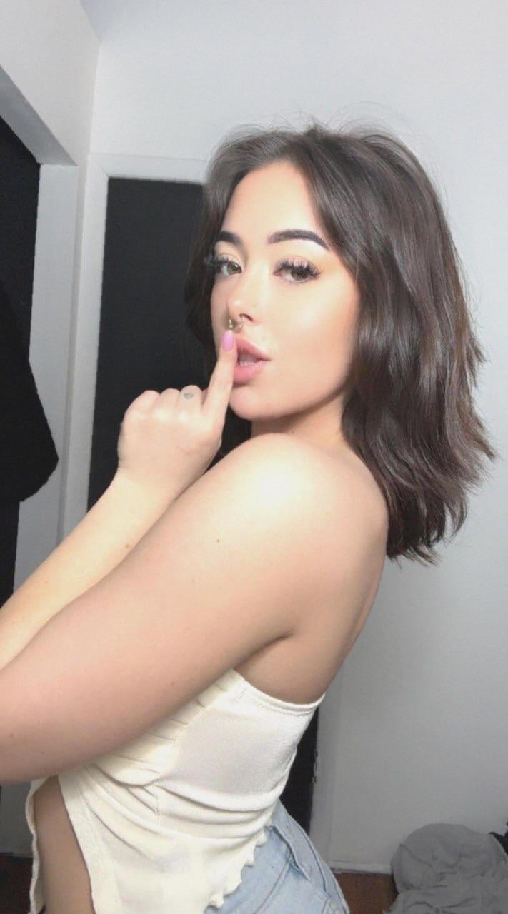 angelnoraa Batz