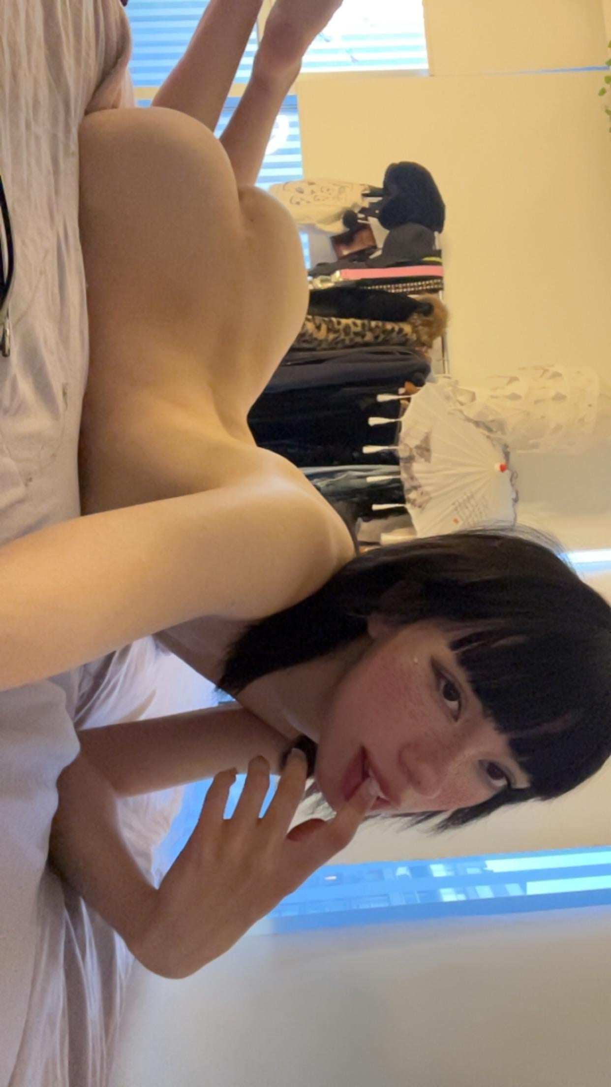 ScarlletGiny Hà