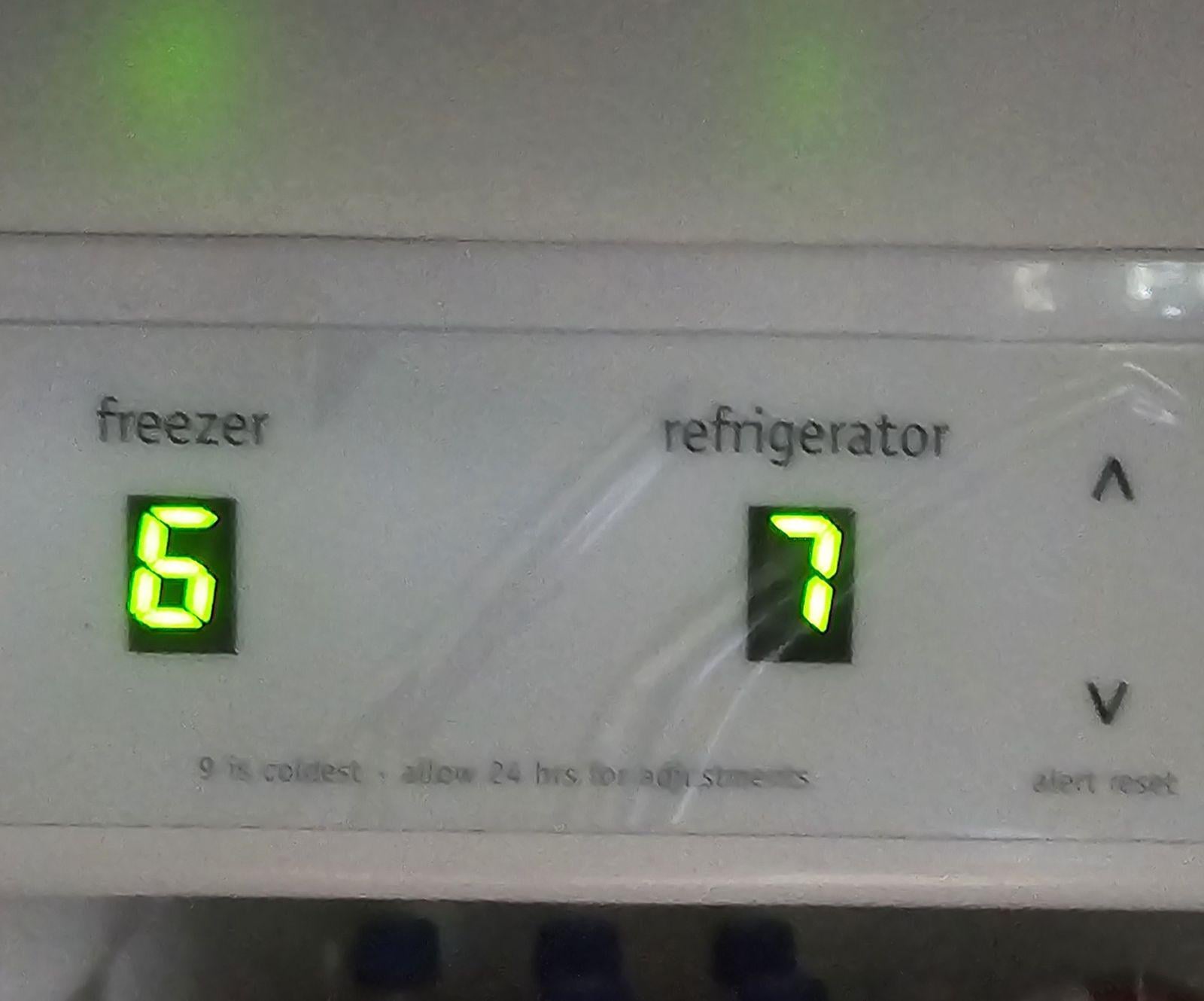 RightPause5084 Phạm