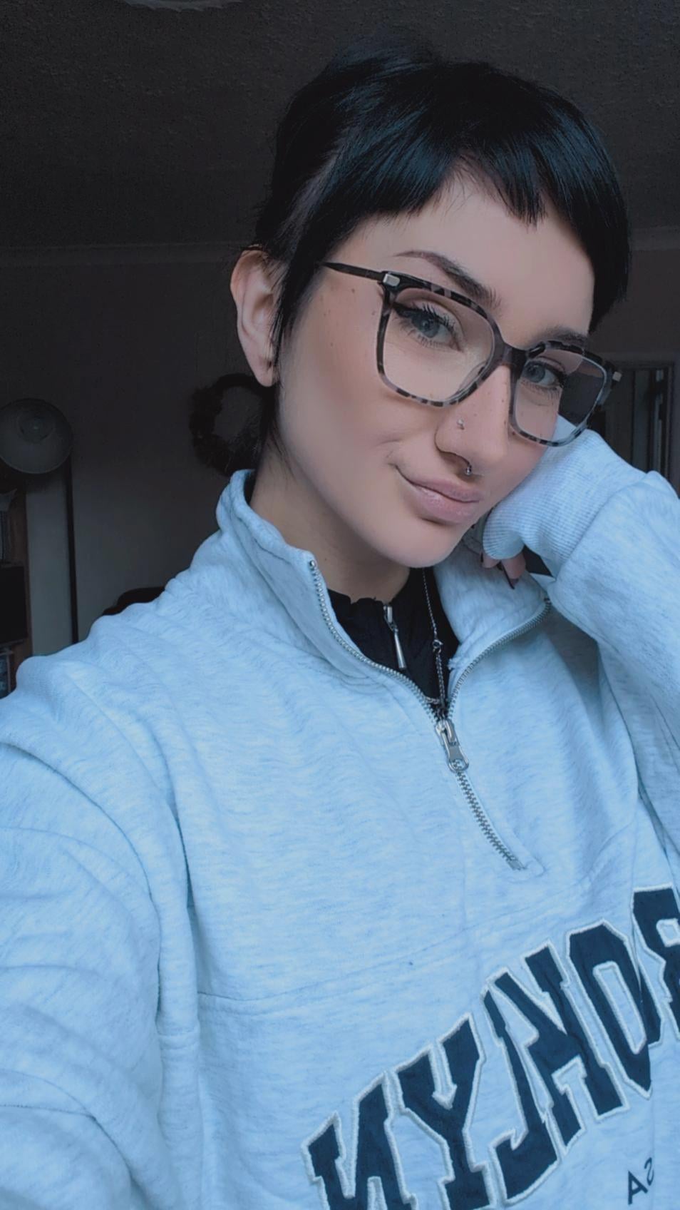 PristinePin1643 Phó