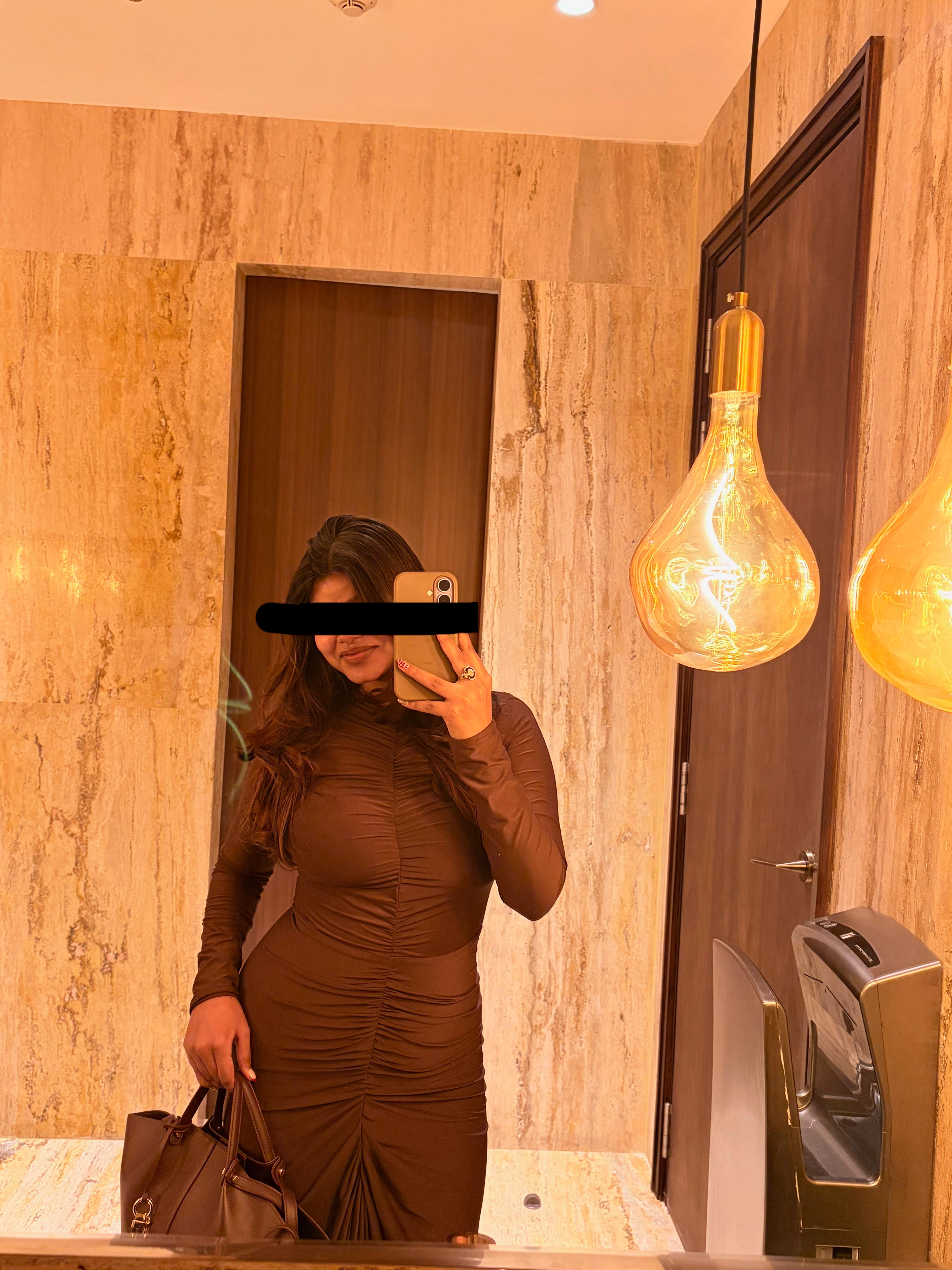 Accomplishedbaddiee Lạc