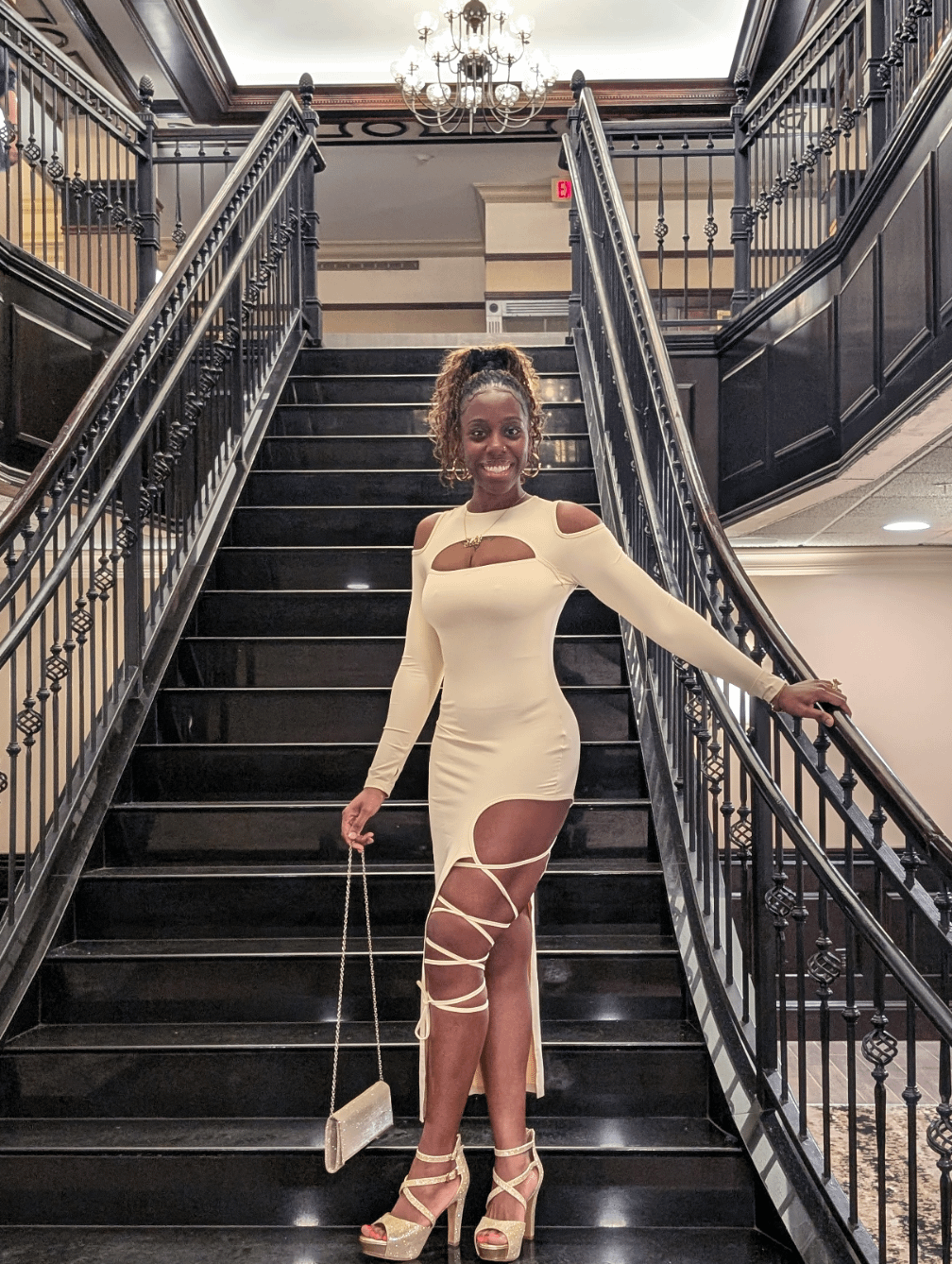 Bronxqueensims Đo&agrave;n