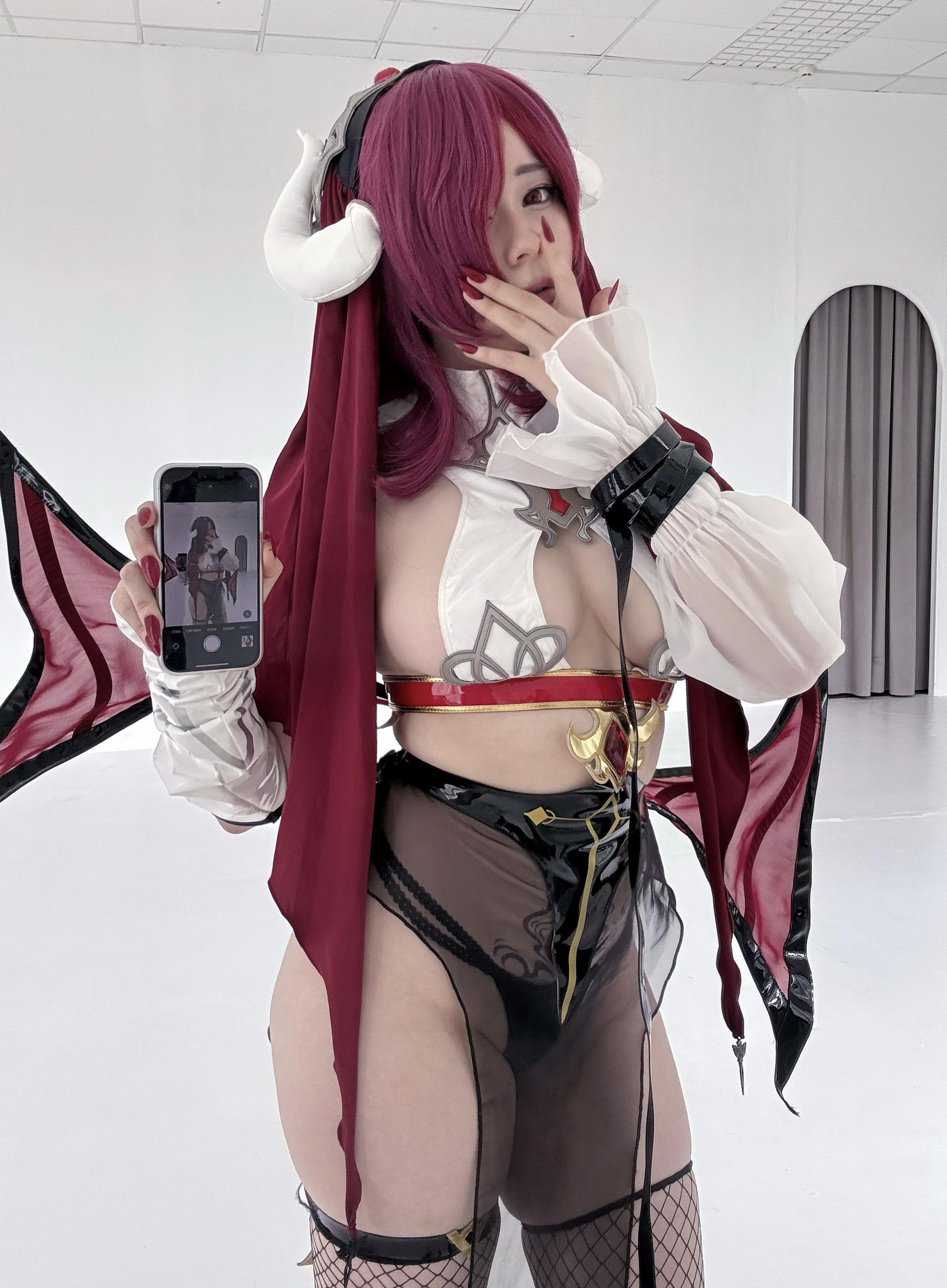 neroaraara Hyatt