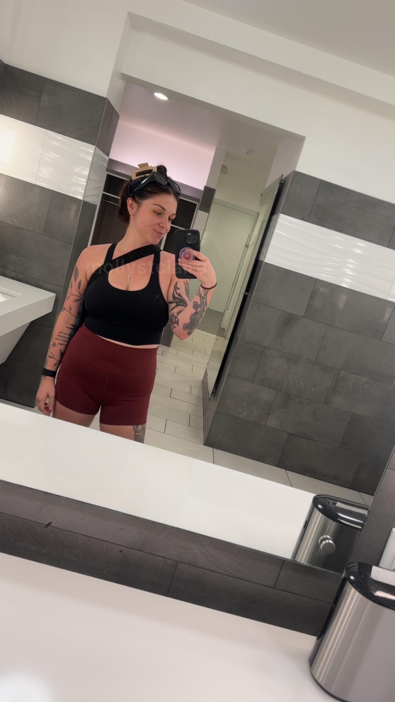 mollystclaire Luettgen