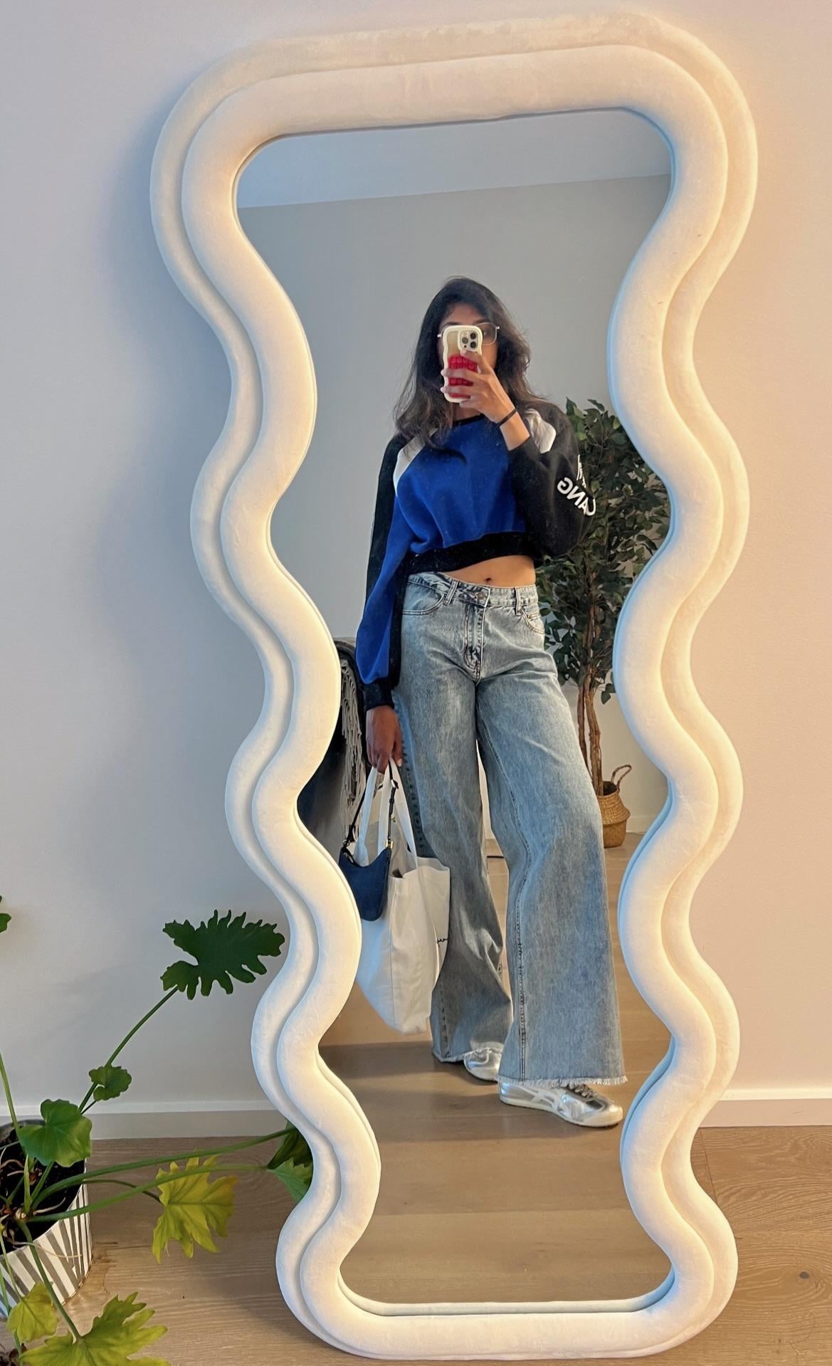 MysteriousFennel97 Khương