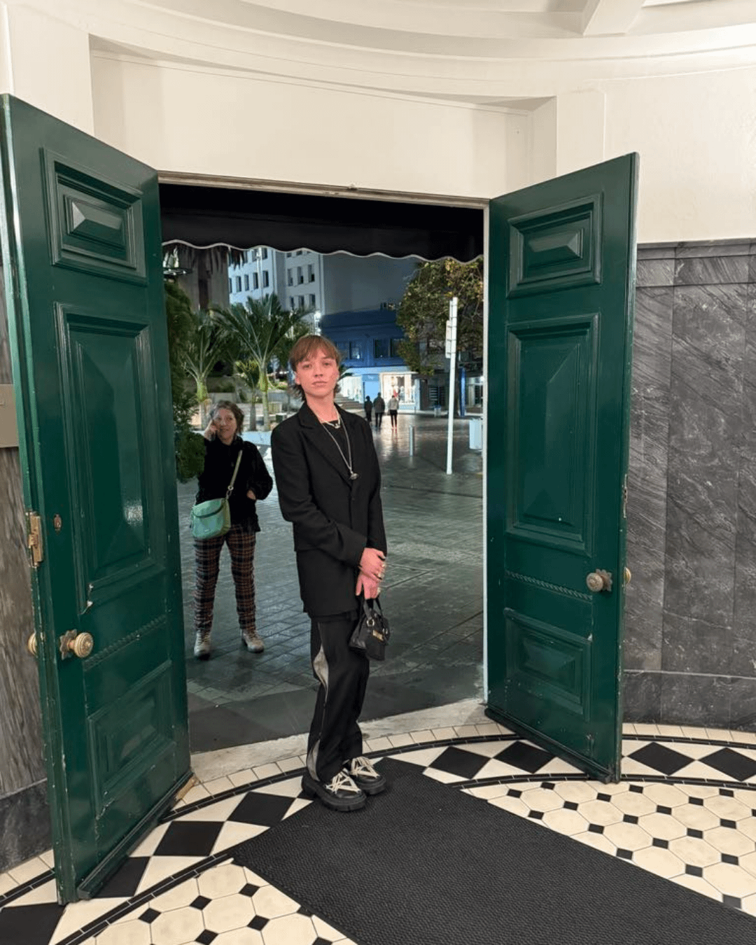 OldSwimmer7284 Liễu