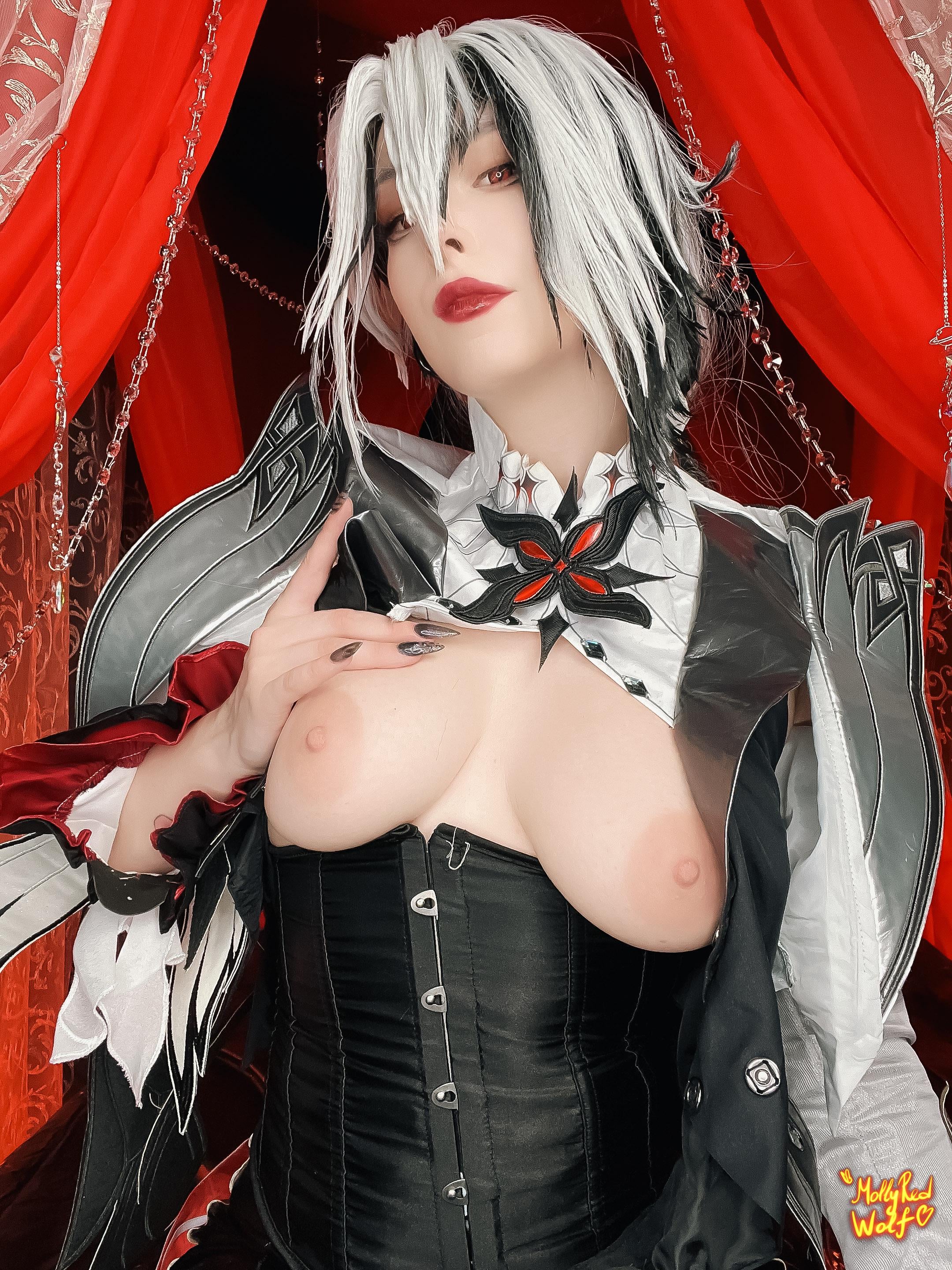 MollyRedWolf