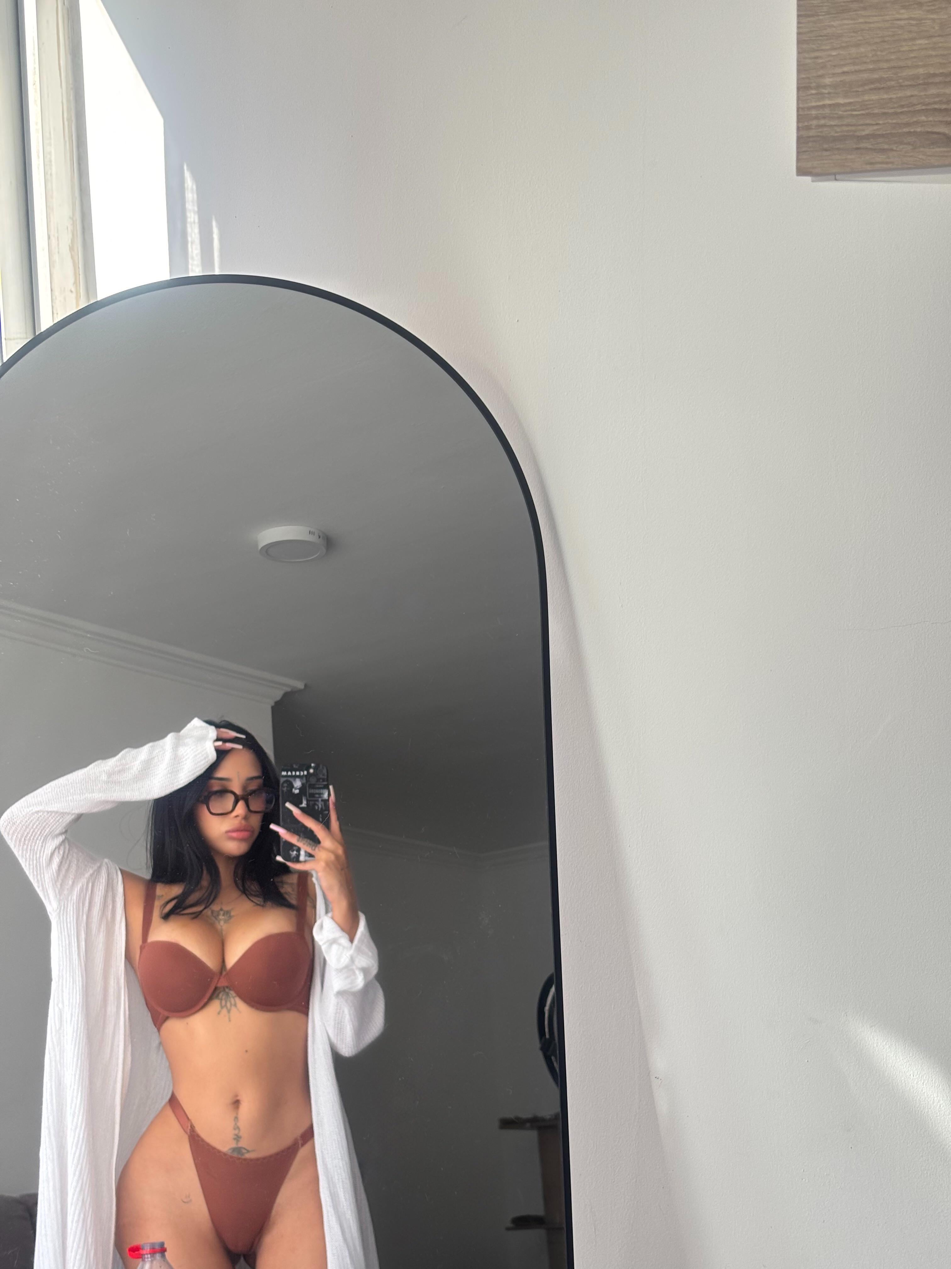 SooftTease Ng&ocirc;