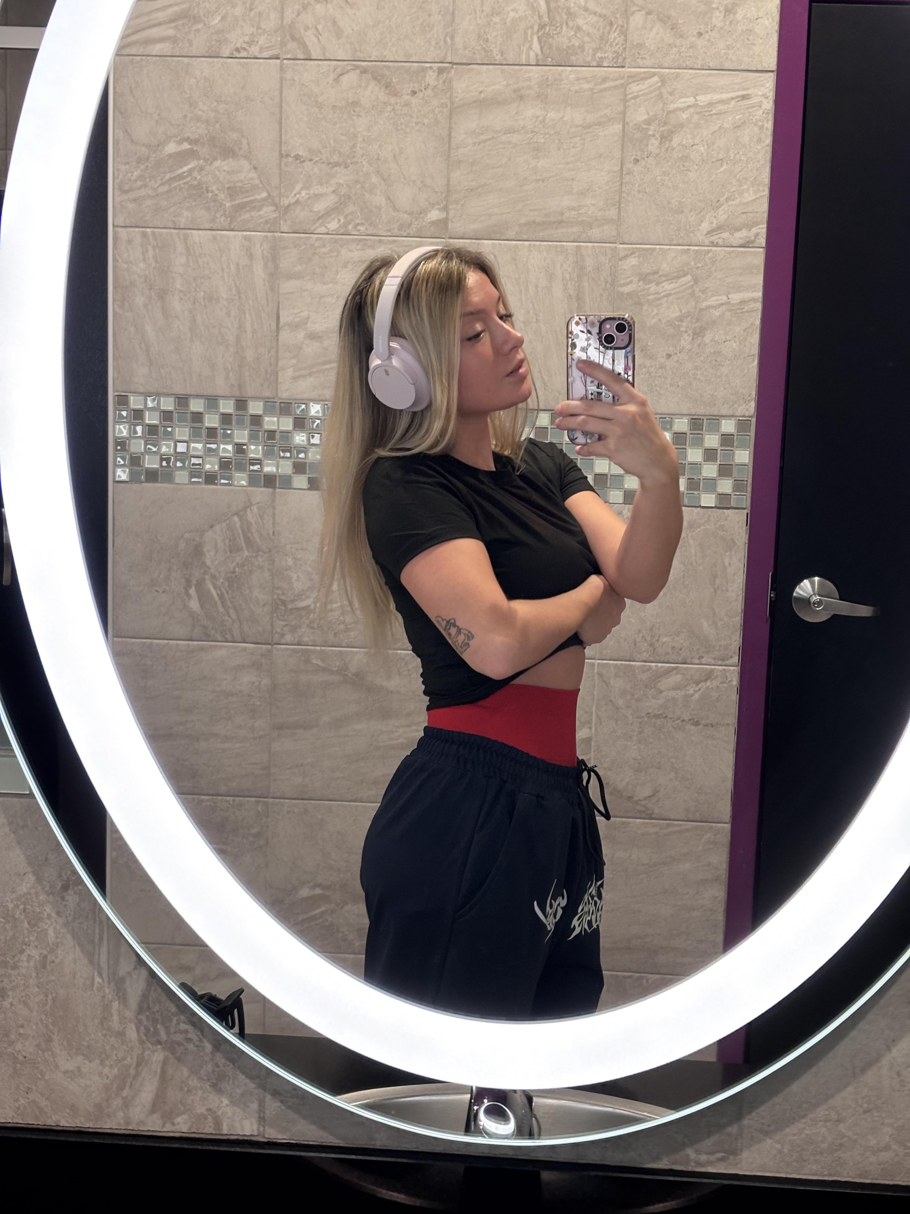 honeyraexo Kh&uacute;c