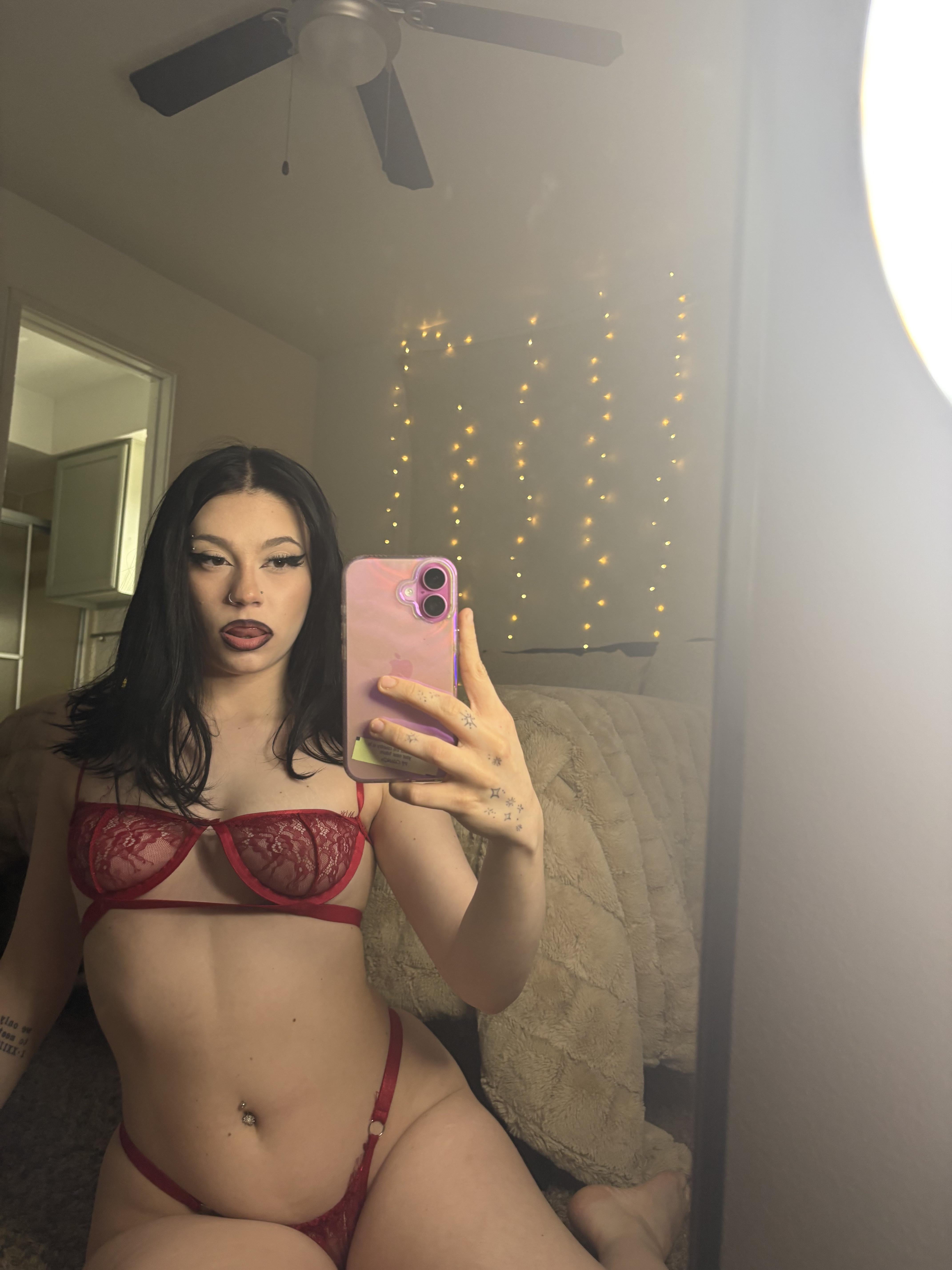 itsbrixoxo Hirthe