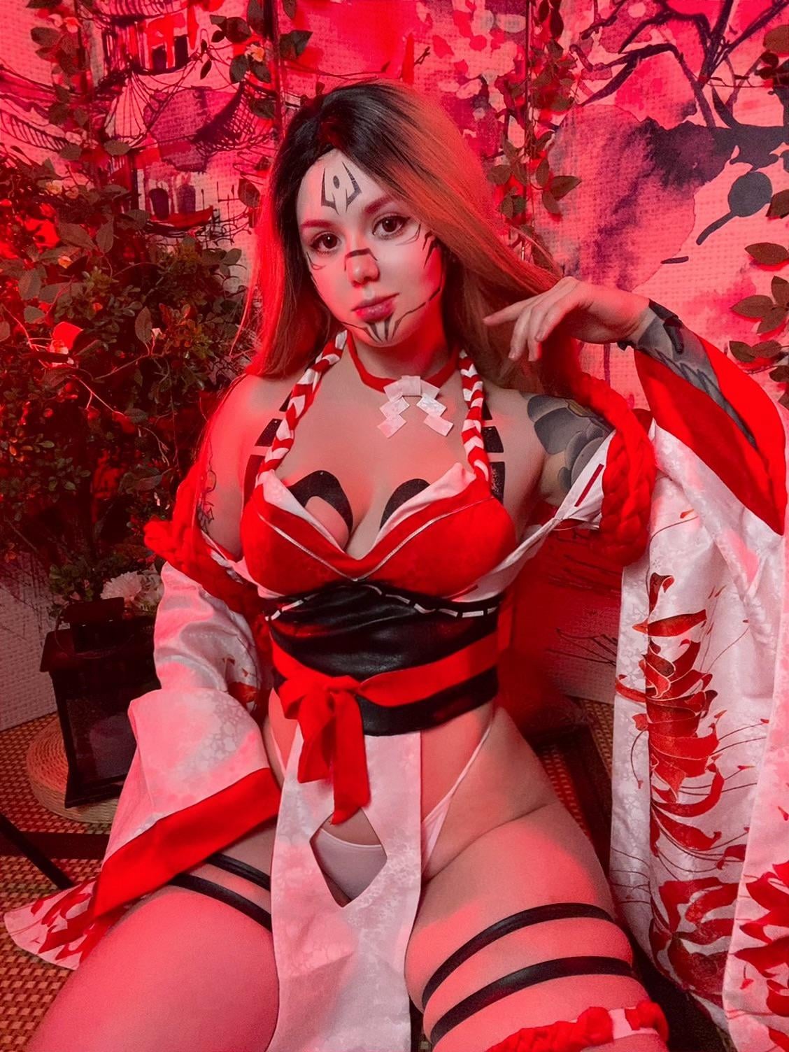 hinakocosplay Schamberger