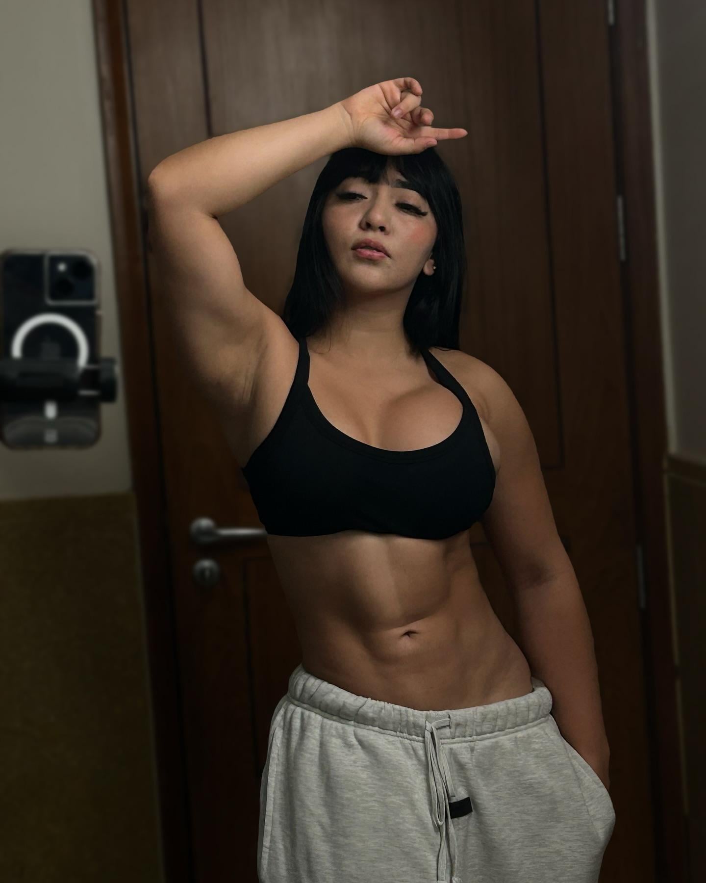 SnugglebugMoonpiee La