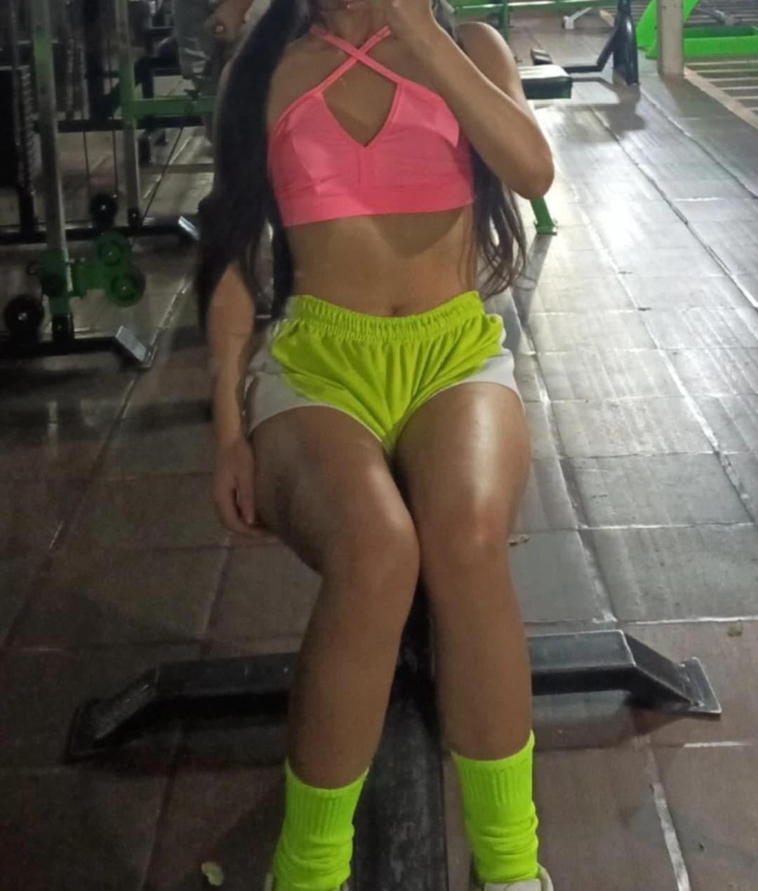 cuckandgf Ho&agrave;ng